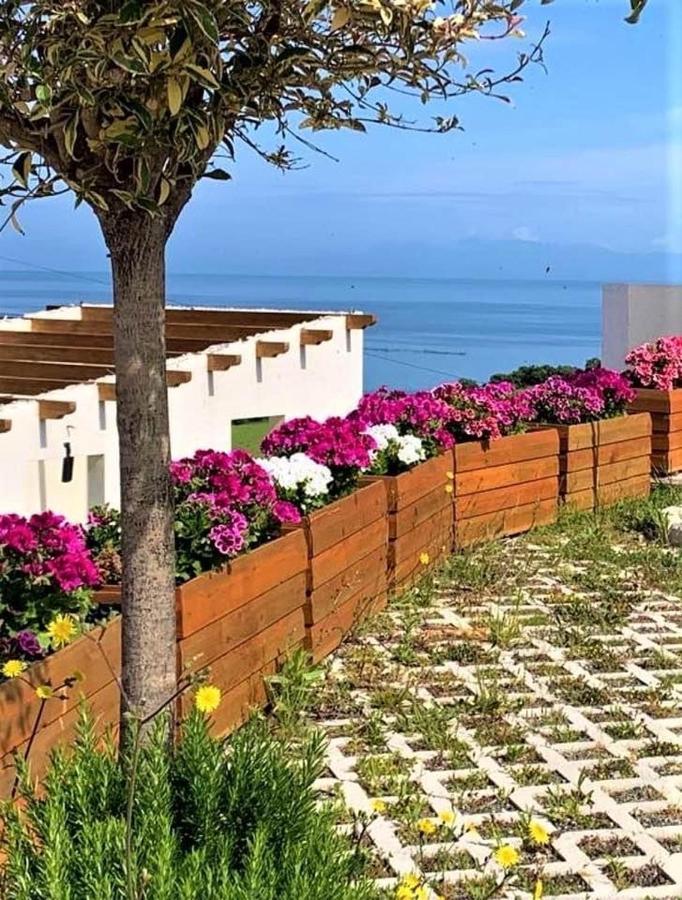 Saint Michelle Residence Shetaj Esterno foto